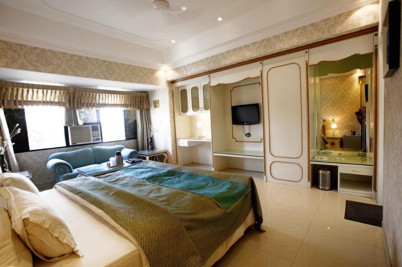 Shivoy Hotel Gorakhpur Exterior foto